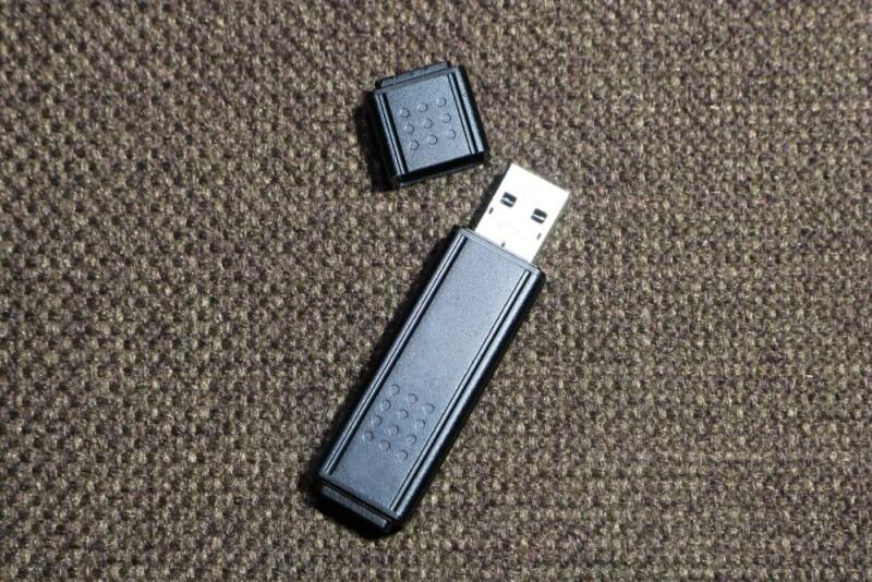 Pendrive – atrakcyjny gadżet reklamowy